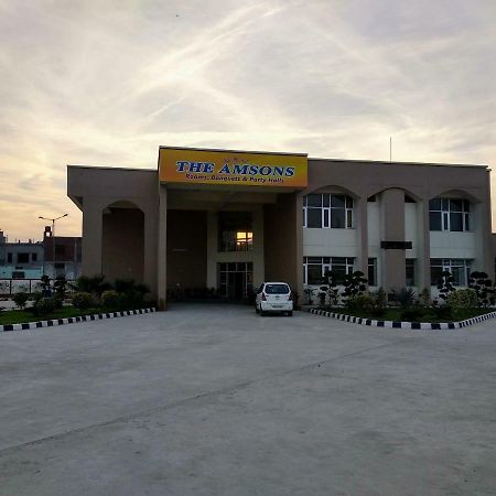 The Amsons Resorts Ludhiana Exterior photo
