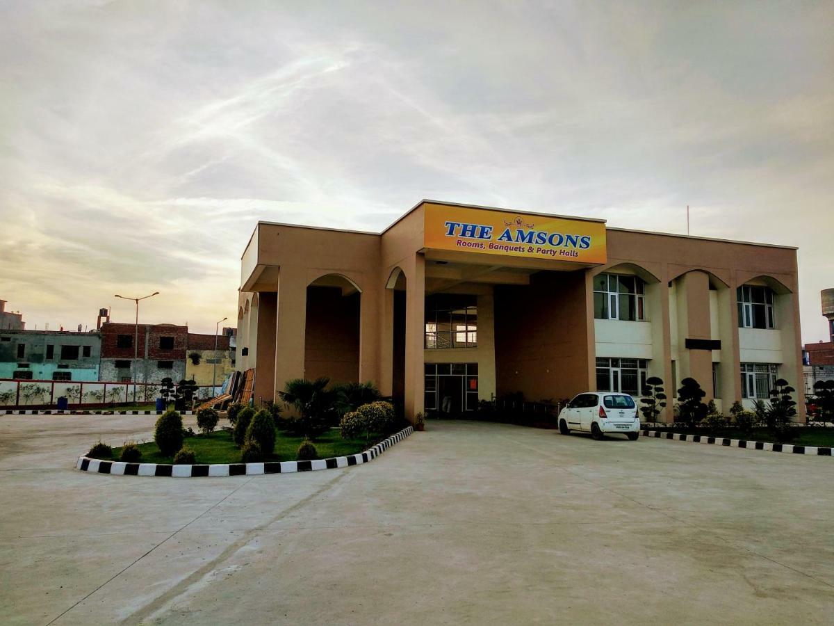 The Amsons Resorts Ludhiana Exterior photo